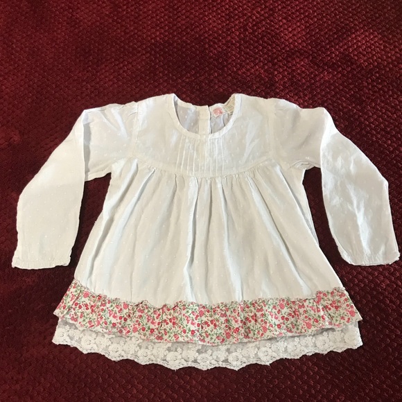 Free Planet Other - Free Planet white top size 6